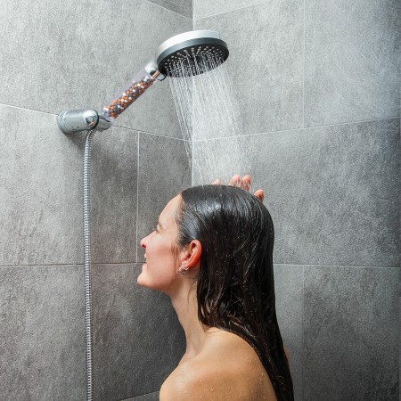 Pommeau de Douche Haute Pression avec Filtre et Minéraux Moshol InnovaGoods: Plus de 300.000 produits de grandes marques en vent