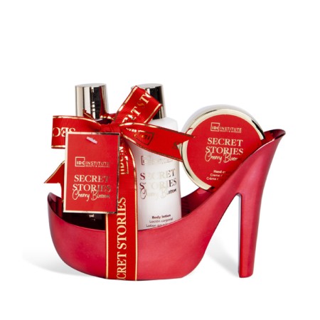Lot d'hygiène IDC Institute Secret Stories - Cherry Blossom Chaussure Rouge 4 Pièces: Plus de 300.000 produits de grandes marque