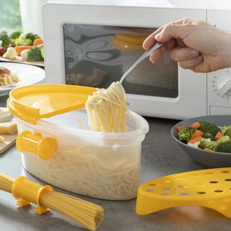Cuiseur de Pâtes 4 en 1 pour Micro-ondes avec Accessoires et Recettes Pastrainest InnovaGoods: Plus de 300.000 produits de grand