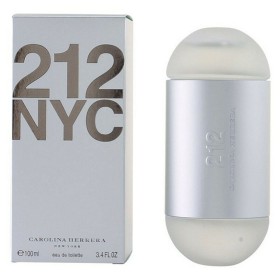 Parfum Femme Carolina Herrera EDT: Plus de 300.000 produits de grandes marques en vente directe à prix usine sur cadeaufou.com. 