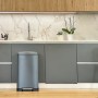 Poubelle Kitchen Move Gris Acier inoxydable: Plus de 300.000 produits de grandes marques en vente directe à prix usine sur cadea