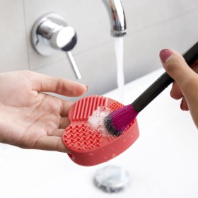 Nettoyeur pour pinceaux de maquillage Heart InnovaGoods: Plus de 300.000 produits de grandes marques en vente directe à prix usi