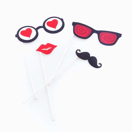 Accessoire pour Selfies: Plus de 300.000 produits de grandes marques en vente directe à prix usine sur cadeaufou.com. Label bout
