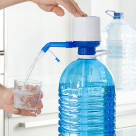 Distributeur d'eau pour carafes XL Watler InnovaGoods: Plus de 300.000 produits de grandes marques en vente directe à prix usine