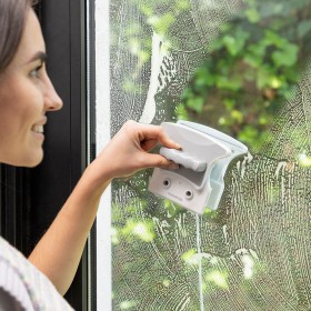 Nettoyant pour Vitres Magnétique Magly InnovaGoods: Plus de 300.000 produits de grandes marques en vente directe à prix usine su