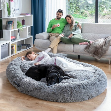 Lit de Chien pour Humains Human Dog Bed XXL InnovaGoods Grey: Plus de 300.000 produits de grandes marques en vente directe à pr