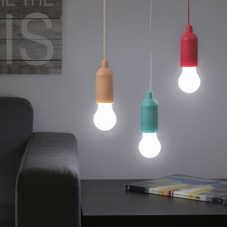 Ampoule LED Portable avec Cordon Bulby InnovaGoods: Plus de 300.000 produits de grandes marques en vente directe à prix usine su