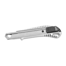 Cutter Ferrestock 18 mm: Plus de 300.000 produits de grandes marques en vente directe à prix usine sur cadeaufou.com. Label bout