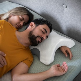 Oreiller Cervical Viscoélastique pour Couple Cozzy InnovaGoods: Plus de 300.000 produits de grandes marques en vente directe à p