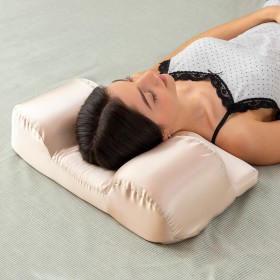 Oreiller Cervical Anti-Rides avec Housse en Satin Youthlow InnovaGoods: Plus de 300.000 produits de grandes marques en vente dir